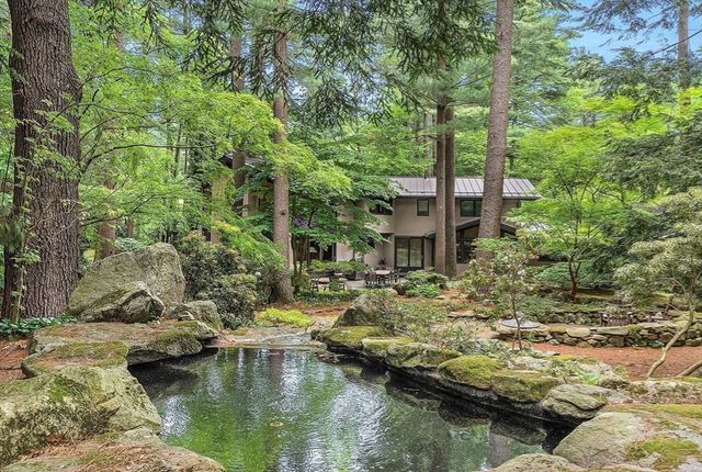 6 Baldwin Circle, Weston, MA 02493