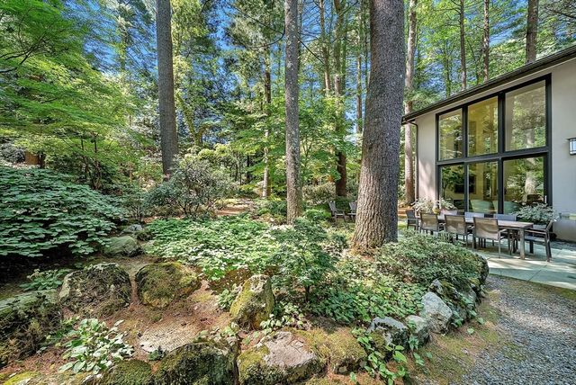 6 Baldwin Circle, Weston, MA 02493