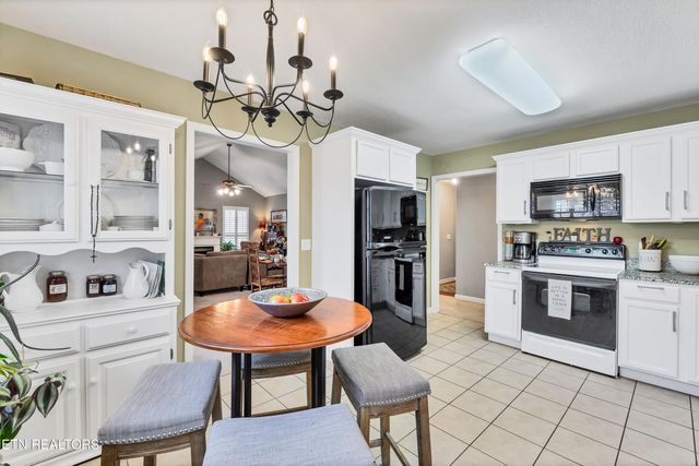 921 Mercer Drive, Maryville, TN 37801