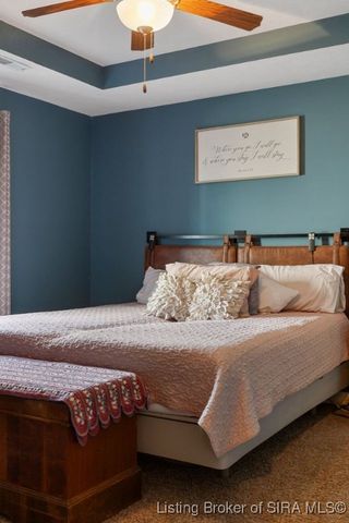 812 Twin Oaks Drive, Henryville, IN 47126