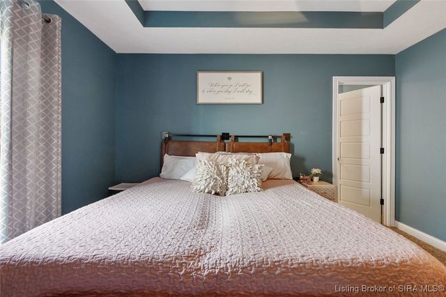 812 Twin Oaks Drive, Henryville, IN 47126