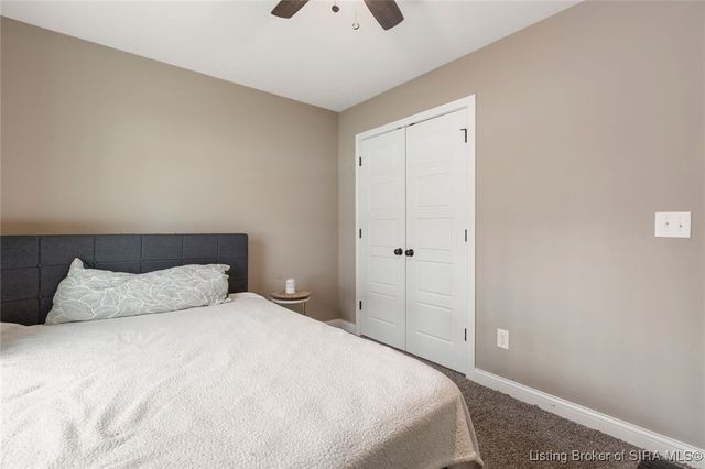 812 Twin Oaks Drive, Henryville, IN 47126