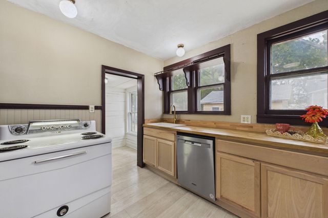 1813 1st Avenue, Anoka, MN 55303