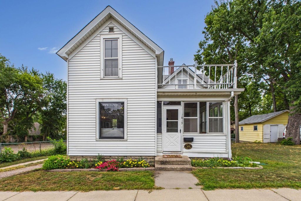 1813 1st Avenue, Anoka, MN 55303