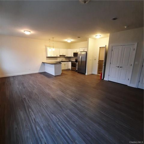 250 Route 32 202, Central Valley, NY 10917