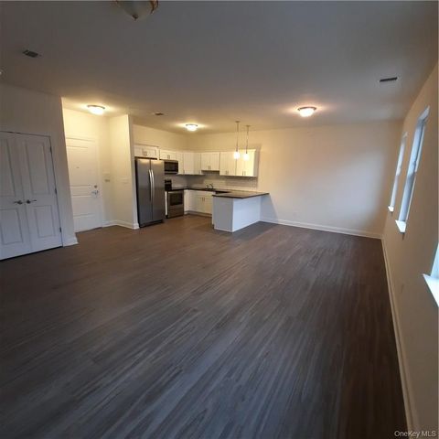 250 Route 32 202, Central Valley, NY 10917