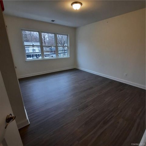 250 Route 32 202, Central Valley, NY 10917