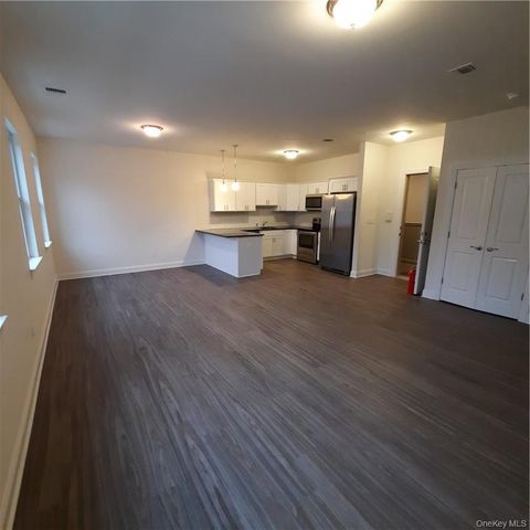 250 Route 32 202, Central Valley, NY 10917