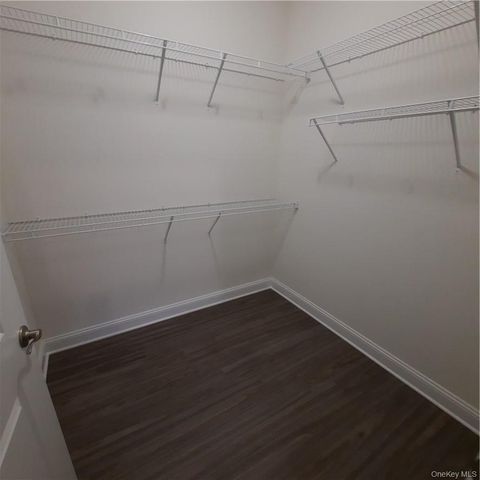 250 Route 32 202, Central Valley, NY 10917