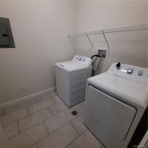 250 Route 32 202, Central Valley, NY 10917