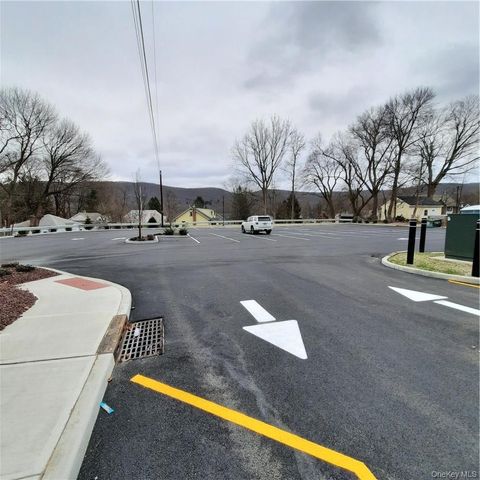 250 Route 32 202, Central Valley, NY 10917