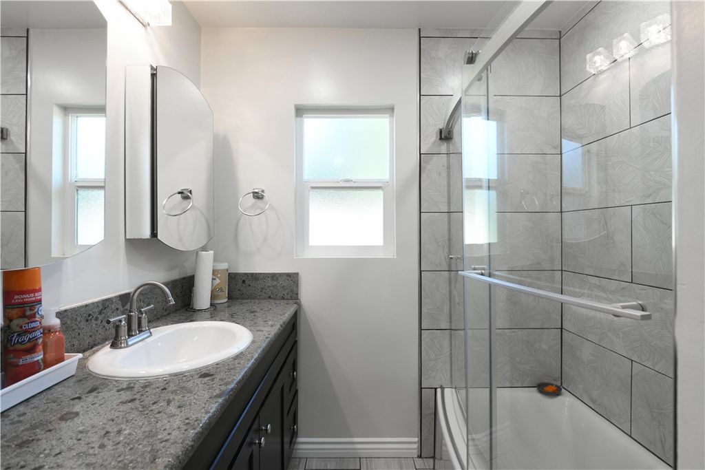 Image 17 of property listing at 5382 Tower, Riverside, CA 92506