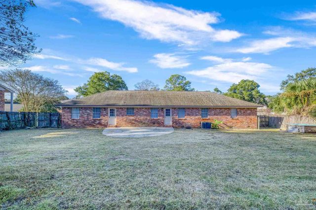 3970 Piedmont Rd, Pensacola, FL 32503