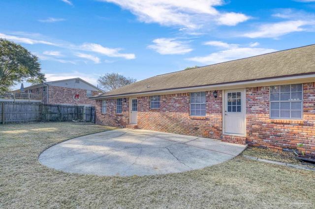 3970 Piedmont Rd, Pensacola, FL 32503