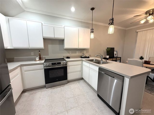 278 NE Deccio Road, College Place, WA 99324