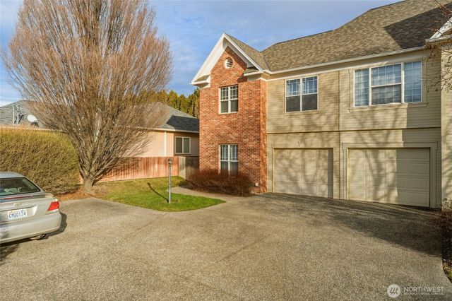 278 NE Deccio Road, College Place, WA 99324