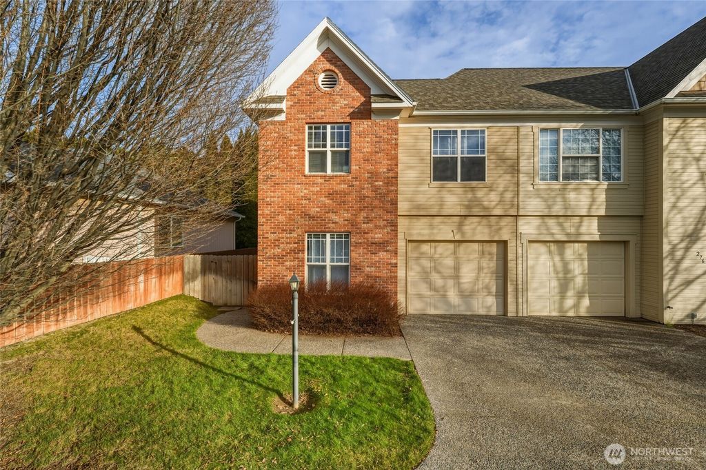 278 NE Deccio Road, College Place, WA 99324