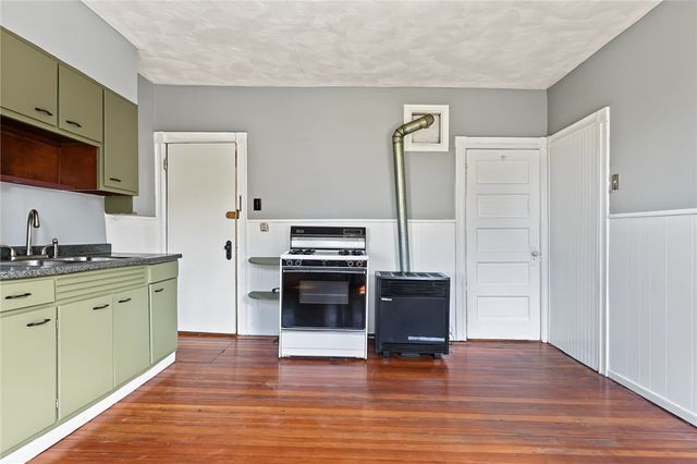 7 Williams Street, Pawtucket, RI 02860