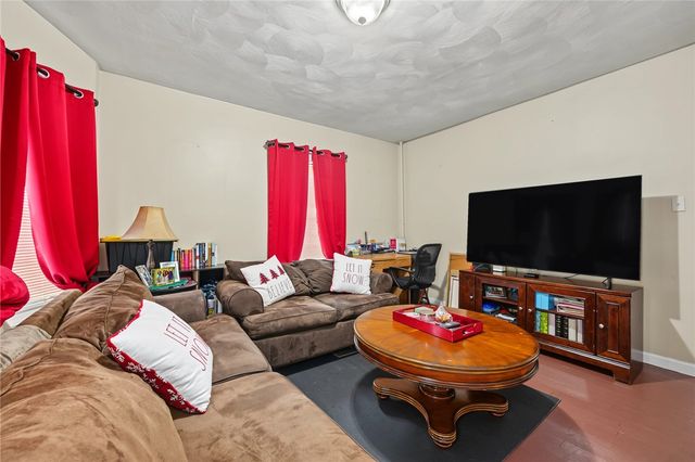 7 Williams Street, Pawtucket, RI 02860