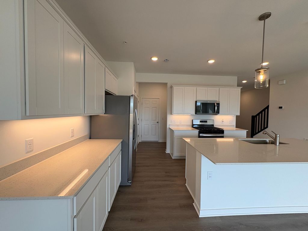 6287 Ivywood Avenue S, Cottage Grove, MN 55016 — photo 2