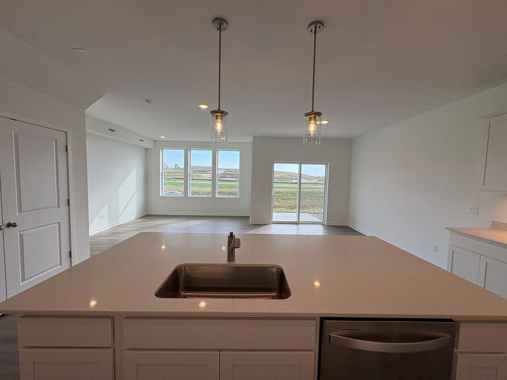 6287 Ivywood Avenue S, Cottage Grove, MN 55016 — photo 4
