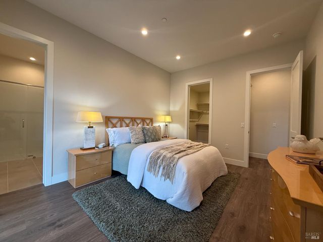 1901 Carlile Pl, Santa Rosa, CA 95403