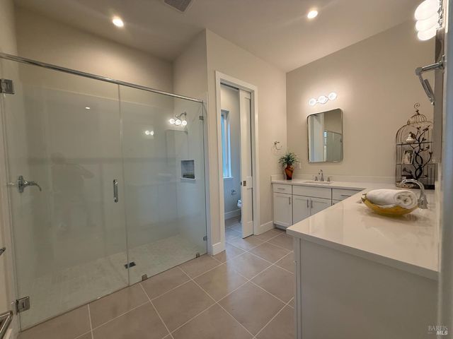 1901 Carlile Pl, Santa Rosa, CA 95403