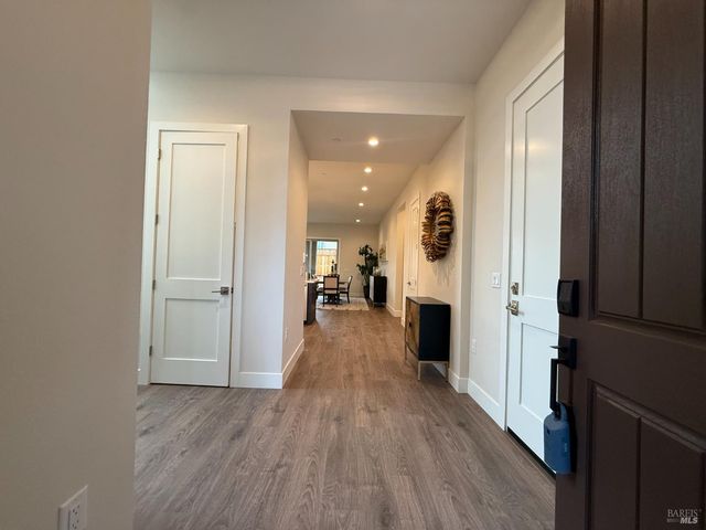 1901 Carlile Pl, Santa Rosa, CA 95403