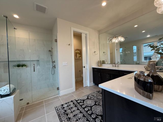 1901 Carlile Pl, Santa Rosa, CA 95403