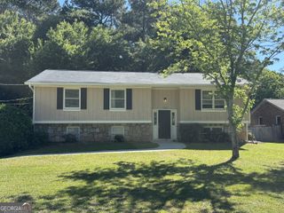 2236 Windsor Drive, Snellville, GA 30078
