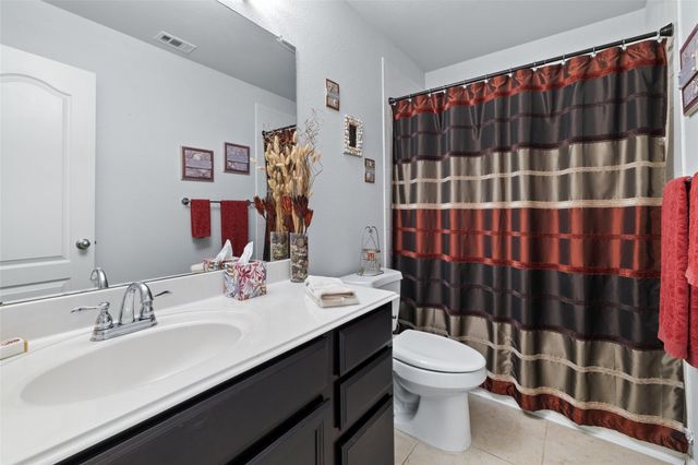 339 Strawberry Blonde DR, Buda, TX 78610