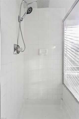 817 Player LN, Newport News, VA 23602