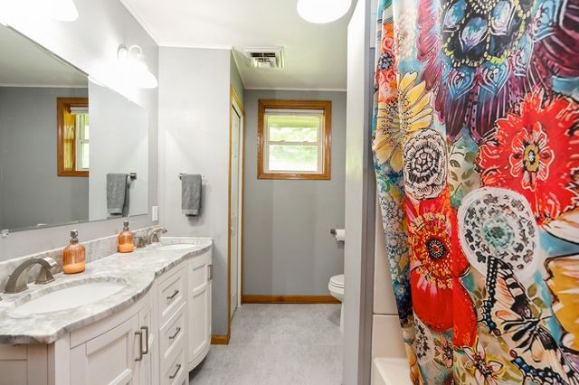 118 Dubuque Street, Swan, IA 50252