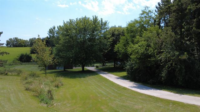 118 Dubuque Street, Swan, IA 50252