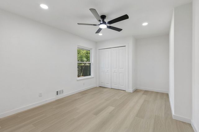 6858 Freemont Street, Dallas, TX 75231