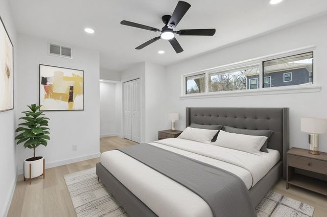 6858 Freemont Street, Dallas, TX 75231