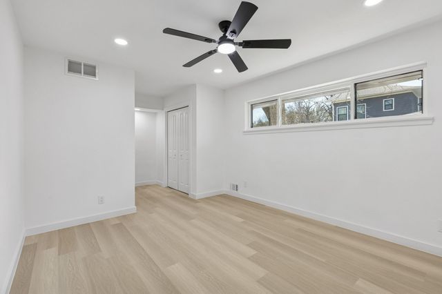 6858 Freemont Street, Dallas, TX 75231