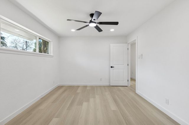 6858 Freemont Street, Dallas, TX 75231