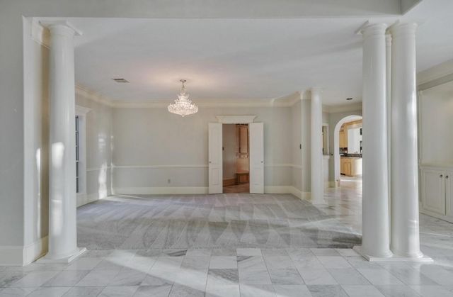 35 W Isle Place, The Woodlands, TX 77381