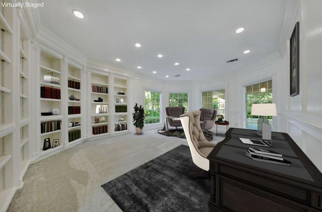 35 W Isle Place, The Woodlands, TX 77381