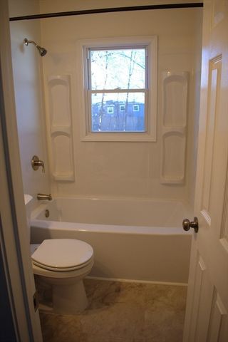 17 Mayflower Circle, Holden, MA 01520