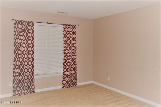 110 Dunhill Court, Jacksonville, NC 28546