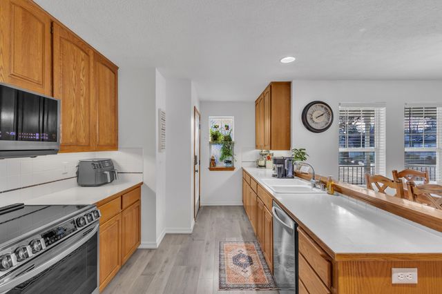 1515 S Avalon Ln, Spokane Valley, WA 99216