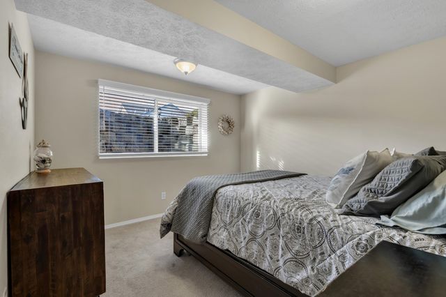 1515 S Avalon Ln, Spokane Valley, WA 99216