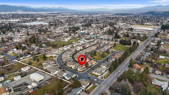 1515 S Avalon Ln, Spokane Valley, WA 99216