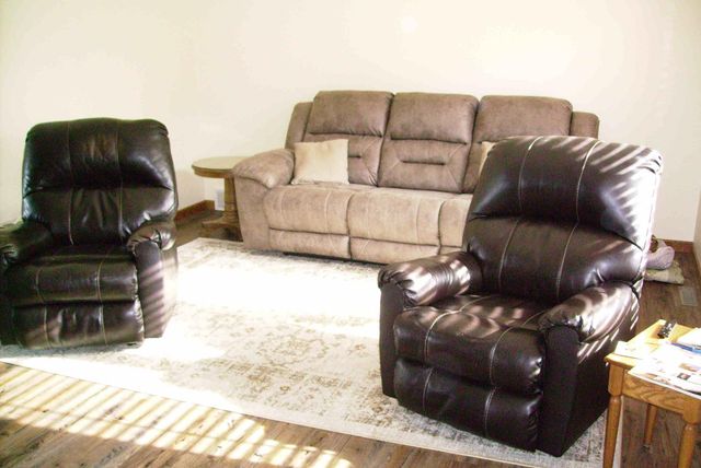 317 Oak Hills Drive, Detroit Lakes, MN 56501