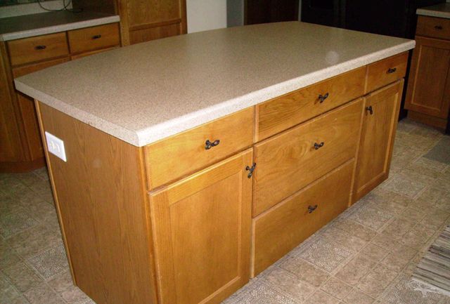 317 Oak Hills Drive, Detroit Lakes, MN 56501