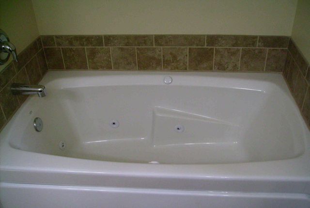 317 Oak Hills Drive, Detroit Lakes, MN 56501