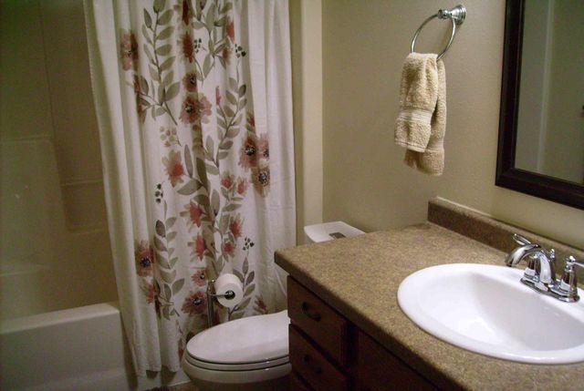 317 Oak Hills Drive, Detroit Lakes, MN 56501