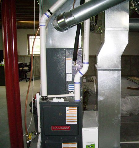 317 Oak Hills Drive, Detroit Lakes, MN 56501